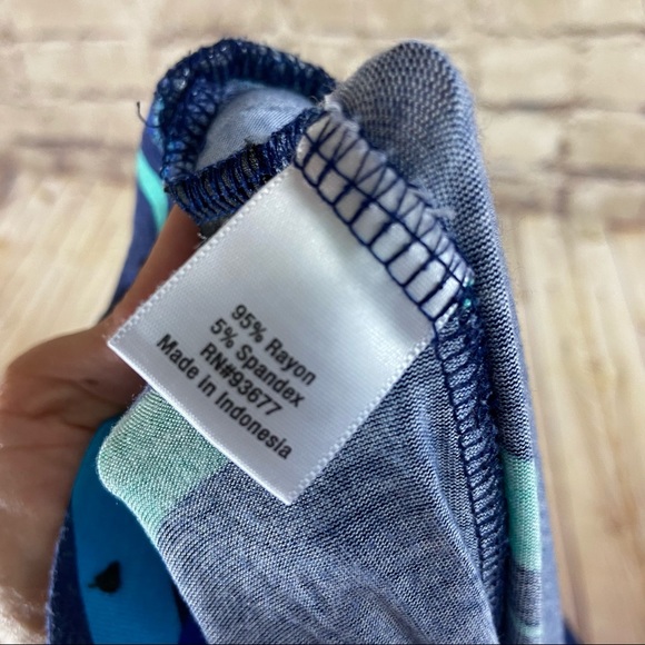 A.n.a. Blue geometric midi skirt size medium - Picture 5 of 8